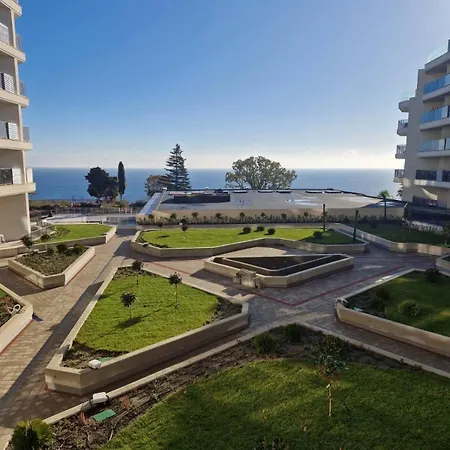 Appartement Skyline 42 *